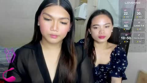 Snapshot of louheart chatting on October 5, 9:24 pm Sweet   online show from October 5, 9:24 pm