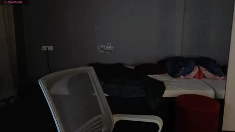 Snapshot of louie_evans chatting on October 2, 3:30 pm louie_evans online show from October 2, 3:30 pm