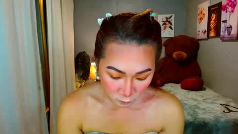 Snapshot of louie_sexy chatting on December 14, 1:05 pm Cathy online show from December 14, 1:05 pm