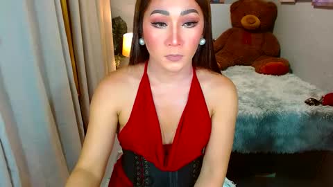 Snapshot of louie_sexy chatting on December 18, 12:07 pm Cathy online show from December 18, 12:07 pm