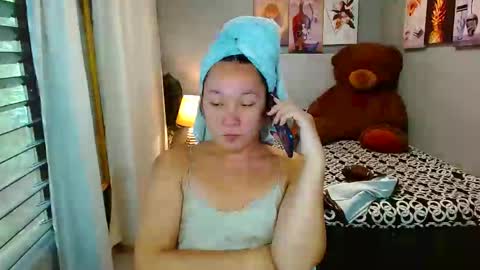 Snapshot of louie_sexy chatting on January 27, 4:41 am Cathy online show from January 27, 4:41 am