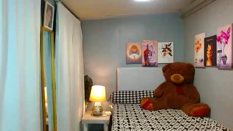 Snapshot of louie_sexy chatting on January 30, 10:19 am Cathy online show from January 30, 10:19 am