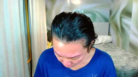 Snapshot of louie_sexy chatting on February 28, 12:42 pm Cathy online show from February 28, 12:42 pm