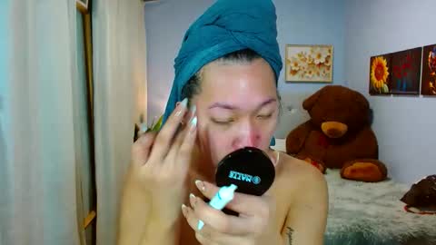 Snapshot of louie_sexy chatting on October 2, 8:43 am Cathy online show from October 2, 8:43 am