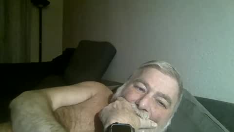 Snapshot of louis_chokdee chatting on December 27, 8:28 pm louis_chokdee online show from December 27, 8:28 pm