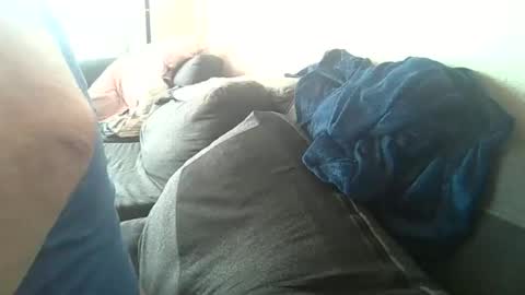 Snapshot of louis_chokdee chatting on September 8, 3:11 pm louis_chokdee online show from September 8, 3:11 pm