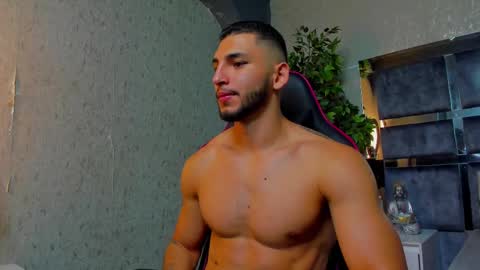 Snapshot of louis_connor chatting on September 22, 2:41 pm Louis online show from September 22, 2:41 pm