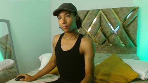 Louis Valdz online show from January 11, 7:38 pm