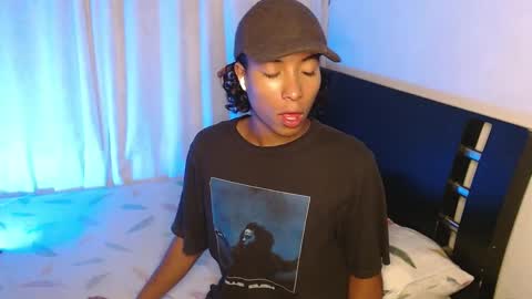 Louis Valdz online show from February 10, 5:03 am