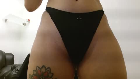 Snapshot of louis_k chatting on January 23, 2:28 pm Louis K online show from January 23, 2:28 pm