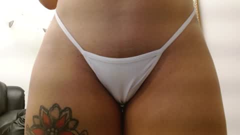 Snapshot of louis_k chatting on January 25, 2:25 pm Louis K online show from January 25, 2:25 pm