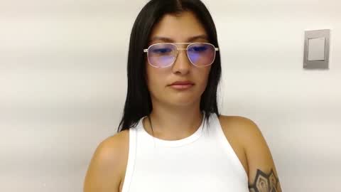 Snapshot of louis_k chatting on February 1, 2:24 pm Louis K online show from February 1, 2:24 pm