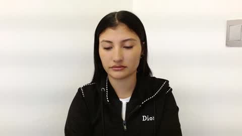 Snapshot of louis_k chatting on February 3, 11:20 am Louis K online show from February 3, 11:20 am