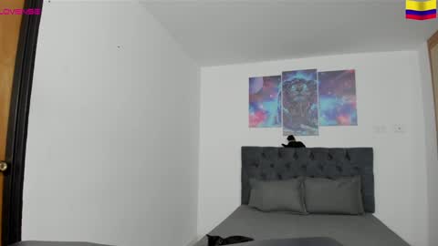 Snapshot of louis_marley_ chatting on December 13, 2:32 am louis_marley_ online show from December 13, 2:32 am