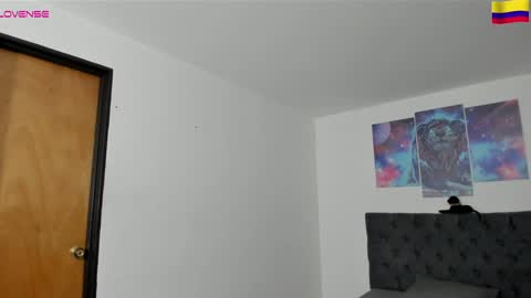 Snapshot of louis_marley_ chatting on December 16, 11:50 pm louis_marley_ online show from December 16, 11:50 pm