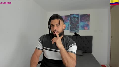 Snapshot of louis_marley_ chatting on December 19, 5:50 pm louis_marley_ online show from December 19, 5:50 pm