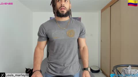 Snapshot of louis_marley_ chatting on January 5, 4:48 pm louis_marley_ online show from January 5, 4:48 pm