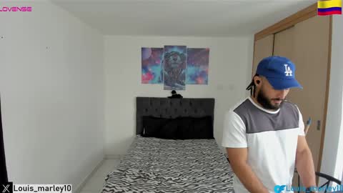 Snapshot of louis_marley_ chatting on January 20, 4:55 pm louis_marley_ online show from January 20, 4:55 pm