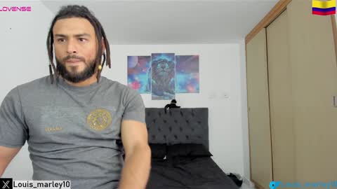 Snapshot of louis_marley_ chatting on February 6, 8:45 pm louis_marley_ online show from February 6, 8:45 pm