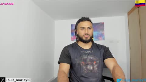 Snapshot of louis_marley_ chatting on February 9, 2:17 am louis_marley_ online show from February 9, 2:17 am