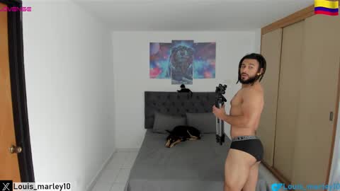 Snapshot of louis_marley_ chatting on February 13, 8:24 pm louis_marley_ online show from February 13, 8:24 pm