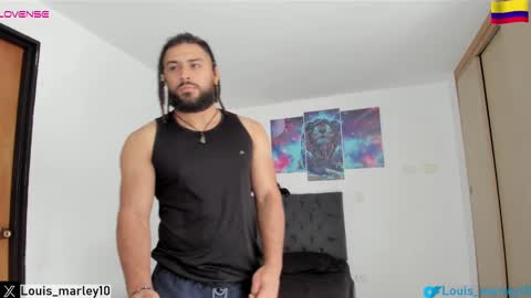 Snapshot of louis_marley_ chatting on September 14, 3:55 pm louis_marley_ online show from September 14, 3:55 pm