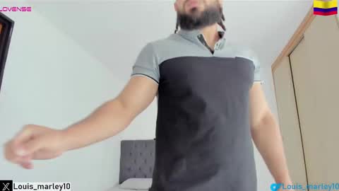 Snapshot of louis_marley_ chatting on September 16, 4:41 pm louis_marley_ online show from September 16, 4:41 pm