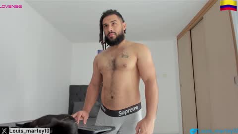 Snapshot of louis_marley_ chatting on September 26, 3:05 pm louis_marley_ online show from September 26, 3:05 pm