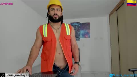 Snapshot of louis_marley_ chatting on October 18, 7:58 pm louis_marley_ online show from October 18, 7:58 pm