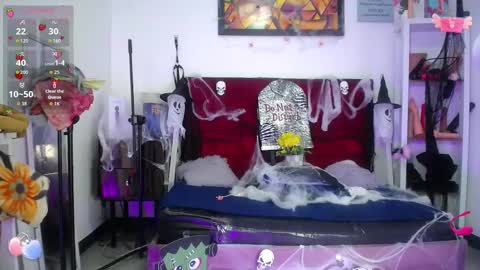  LouIse  online show from October 18, 3:13 pm