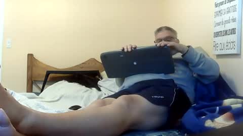 Snapshot of loumtl3 chatting on June 16, 11:46 am loumtl3 online show from June 16, 11:46 am