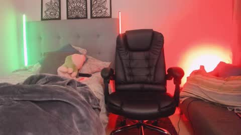 Lourrein Stoun   Independiente online show from November 13, 2:54 am