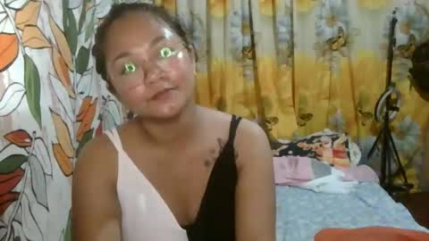 Snapshot of lovable_kiss029 chatting on October 11, 7:29 am lovable_kiss029 online show from October 11, 7:29 am