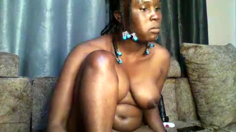 Cynthia. A online show from February 12, 11:40 am