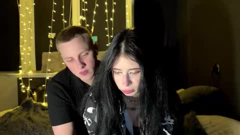 Mary and Tom online show from March 10, 4:23 pm