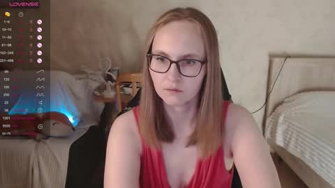 Snapshot of love_agatha chatting on September 14, 5:39 am Agatha online show from September 14, 5:39 am