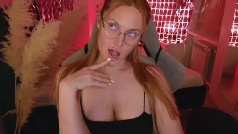 love_call online show from February 9, 11:36 am