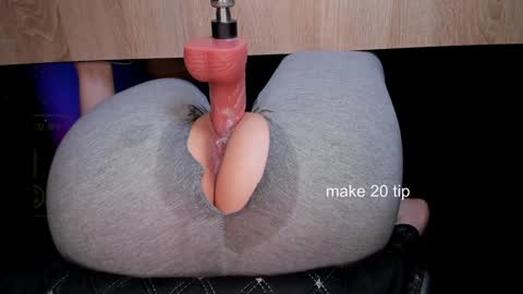 Snapshot of love_hard_kiru chatting on December 7, 4:25 pm Kira online show from December 7, 4:25 pm