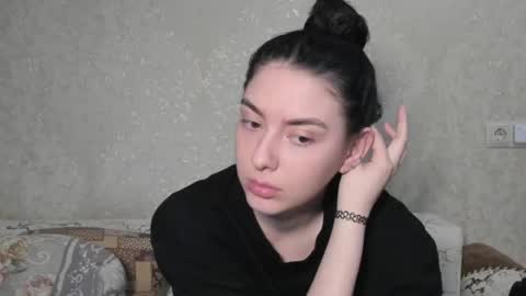 LINA online show from April 19, 5:34 pm