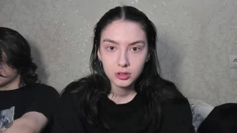 LINA online show from April 20, 6:09 pm