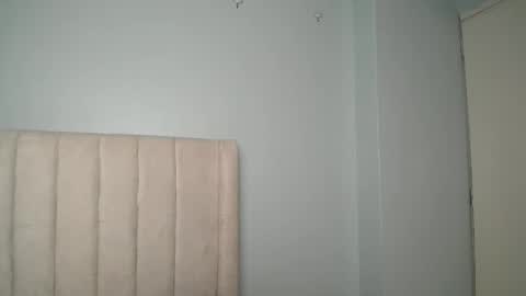 Snapshot of love_miah chatting on September 13, 10:26 am Miah online show from September 13, 10:26 am