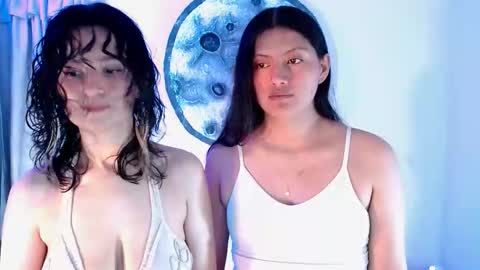 Snapshot of love_oftwo chatting on October 9, 7:12 pm Melisa Emily online show from October 9, 7:12 pm
