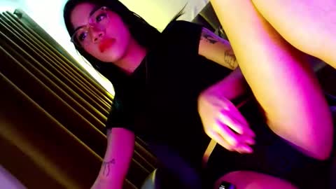 Seren online show from April 12, 3:00 am