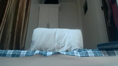 Snapshot of love_to_cum_4u chatting on June 5, 6:52 am Trisha online show from June 5, 6:52 am