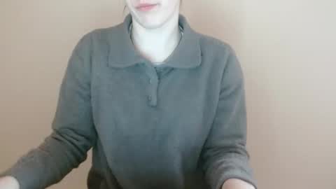 Vivian online show from April 20, 11:02 am