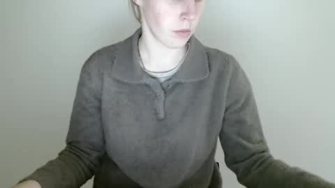 Vivian online show from April 22, 2:18 pm