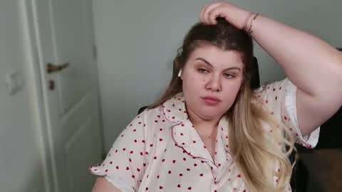 Ally online show from December 19, 12:34 pm