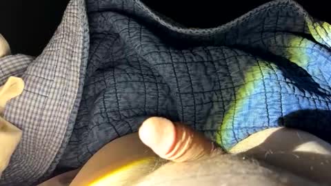 loveallfreaks online show from March 10, 7:35 am