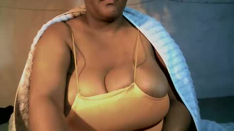lovebesty online show from June 9, 4:57 am