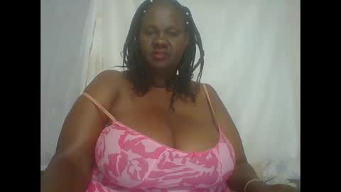 Snapshot of lovebigmelon chatting on September 23, 9:51 pm Lynn online show from September 23, 9:51 pm